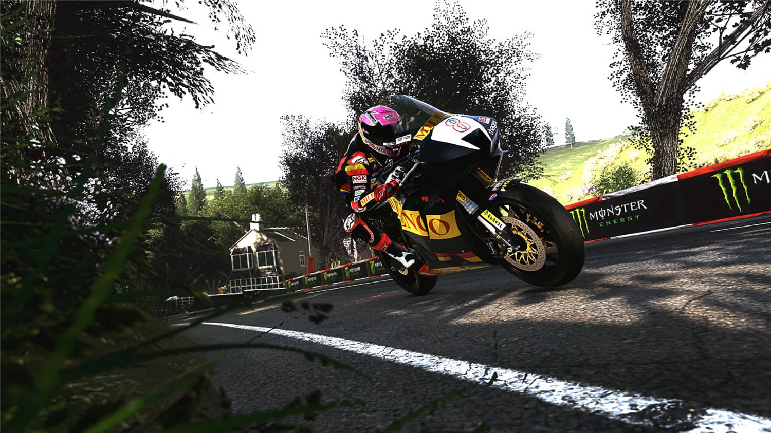 【11.0】PS4 《曼岛TT：边缘竞速3 TT Isle Of Man: Ride on the Edge 3》中文版PKG下载-7.jpg